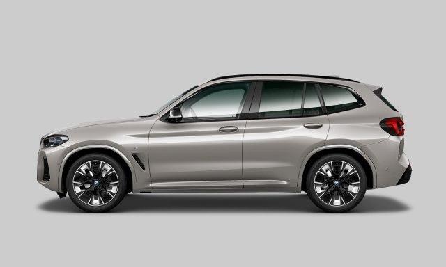 BMW X3 iX3 80 kWh M-Sport | Panoramadak | Harman Kardon