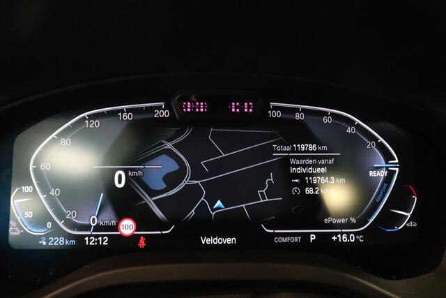 BMW X3 iX3 Executive 80 kWh | Panoramadak | SoH 95,6% | Camera | Adaptieve cruise | LED koplampen |