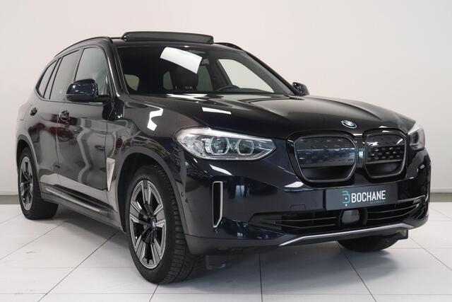 BMW X3 iX3 Executive 80 kWh | Panoramadak | SoH 95,6% | Camera | Adaptieve cruise | LED koplampen |