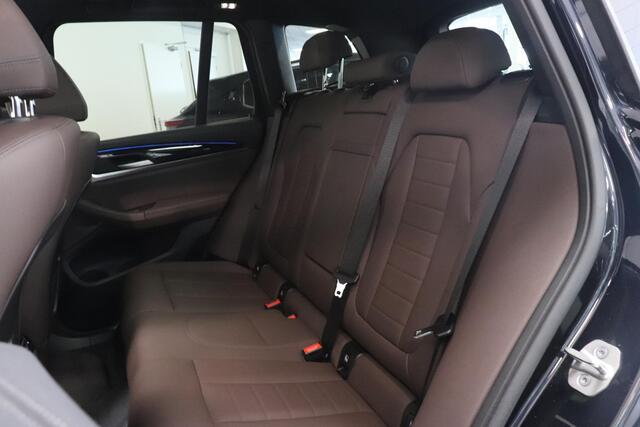 BMW X3 iX3 Executive 80 kWh | Panoramadak | SoH 95,6% | Camera | Adaptieve cruise | LED koplampen |