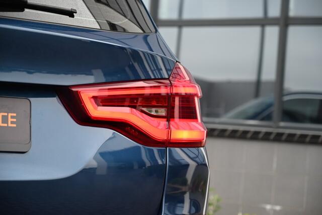 BMW X3 xDrive20i High Executive M Sport Pano Leer HUD