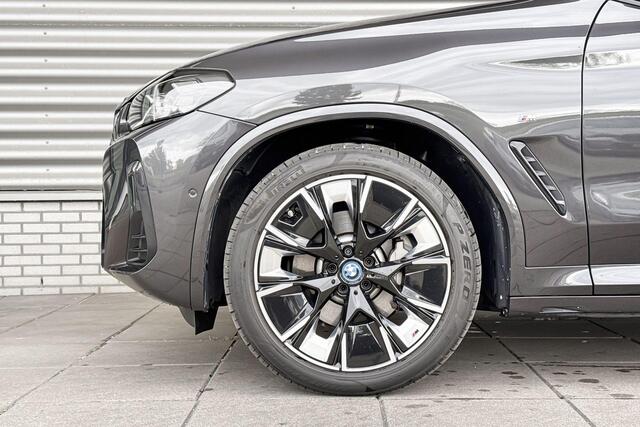 BMW X3 iX3 High Executive 80 kWh