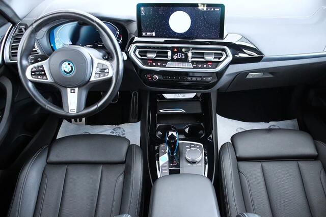 BMW X3 iX3 High Executive 80 kWh M Sport Panoramadak ACC Leder Keyless Entry Carplay Achteruitrijcamera BMW Live Dashboard Professional Stuurwielverwarming