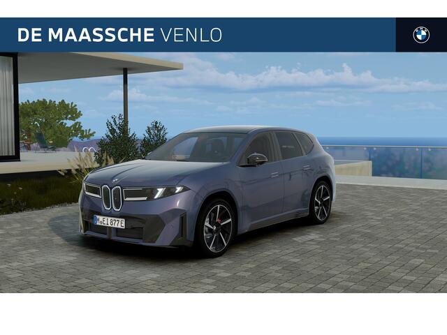 BMW X3 iX3 40 eDrive / Panoramadak / Trekhaak / M Sportstoelen / Parking Assistant Plus / Head-Up / Stuurverwarming