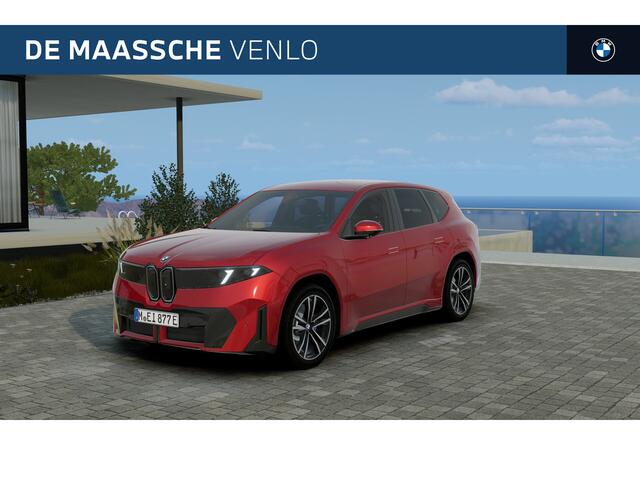 BMW X3 iX3 40 eDrive / Panoramadak / Trekhaak / M Sportstoelen / Head-Up / Parking Assistant Plus / Driving Assistant Plus