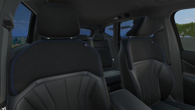 BMW X3 iX3 40 eDrive / Panoramadak / Trekhaak / M Sportstoelen / Head-Up / Parking Assistant Plus / Driving Assistant Plus