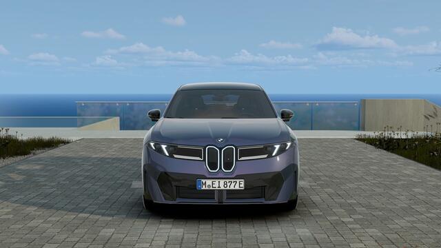 BMW X3 iX3 40 eDrive M Sport / Panoramadak / Trekhaak / M Sportstoelen / Head-Up / Parking Assistant Plus / Stuurverwarming