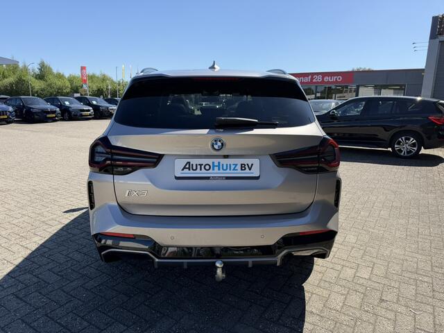 BMW X3 iX3 High Executive 80 kWh M Sport Panoramadak Trekhaak Leder Harman-Kardon 20 inch 360 Camera Camera