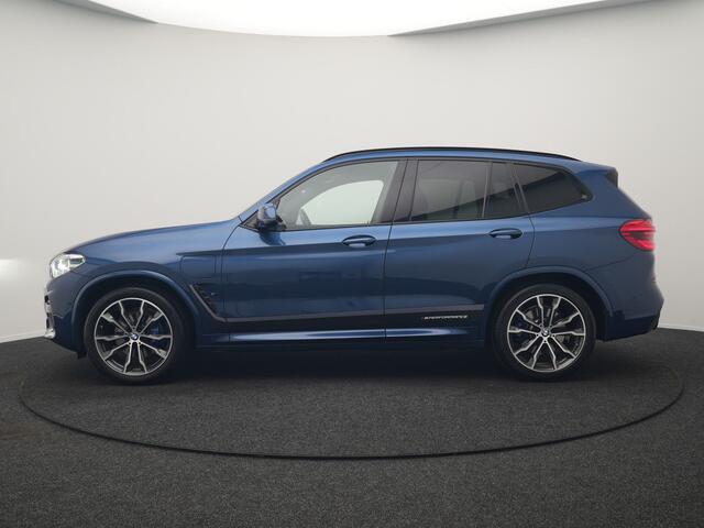 BMW X3 xDrive30e M Sport PHEV 293pk Dealer O.H. | Trekhaak Af Fabriek | Head Up | Cruise Control | Camera | Sportstoelen Verwarmd | Harman & Kardon | Keyless | Blis | Apple Carplay | Sfeerverlichting | 20''L.M. | Navigatie | DAB | Plug In Hybrid |