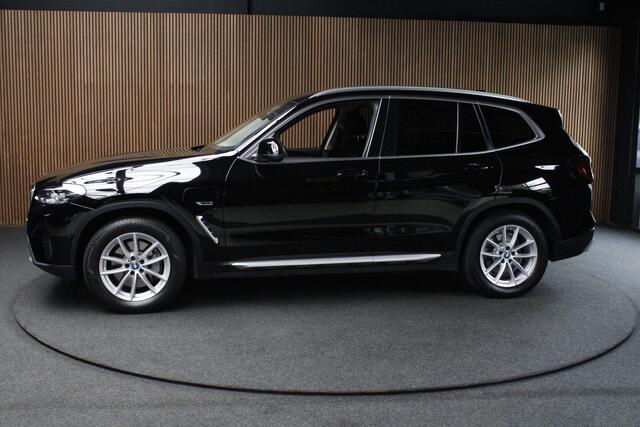 BMW X3 xDrive30e Leder - Extra getint - Stoelverwarming - Apple carplay - Dab
