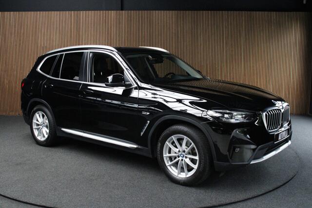 BMW X3 xDrive30e Leder - Extra getint - Stoelverwarming - Apple carplay - Dab