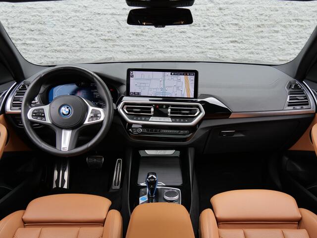 BMW X3 iX3 LCI 80kWh/ M-SPORT/ PANORAMADAK/ LEER/ SHADOW-LINE/ TREKHAAK/ SOH 96%