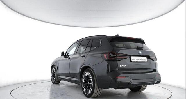 BMW X3 iX3 High Executive 80 kWh *Wordt verwacht eind mei 2026!