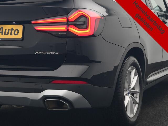 BMW X3 xDrive30e High Executive FACELIFT PHEV 293pk Dealer O.H. | Trekhaak Af Fabriek | Panodak | Camera | Lederen Sportstoelen Verwarmd | Apple Carplay | Park Assist | Navigatie | DAB | 18''L.M. | Plug In Hybrid |