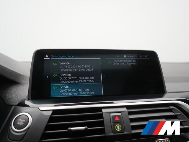 BMW X3 xDrive30e M Sport PHEV 293pk Dealer O.H. | Trekhaak Af Fabriek | Panodak | Head Up | 360 Camera | Adaptief Onderstel | Lederen Sportstoelen Memory & Verwarmd | Sfeerverlichting | Stuur Verwarmd | Keyless | Blis | Apple Carplay | Plug In Hybrid |