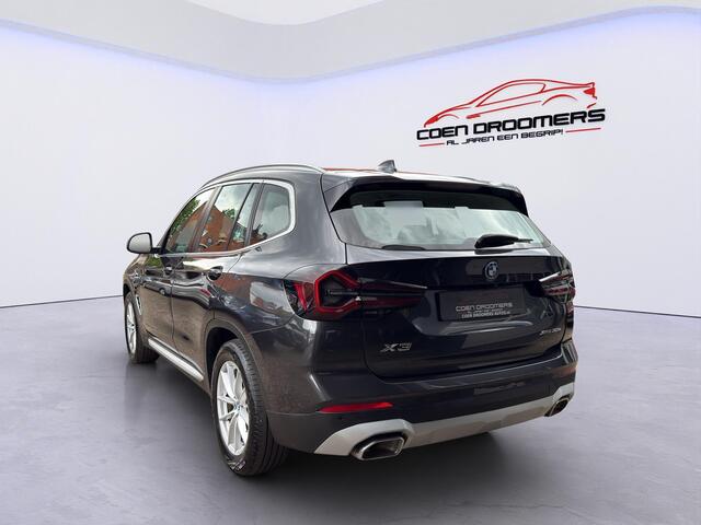BMW X3 xDrive30e High Executive /Apple Carplay/BTW/Leder/Camera+PDC V+A/Head-up display/Stoelverwarming/Dode-hoek sensoren/3-Zone Climate/Cruise Control/ Elek. achterklep/Elek. trekhaak/(*MET GARANTIE)