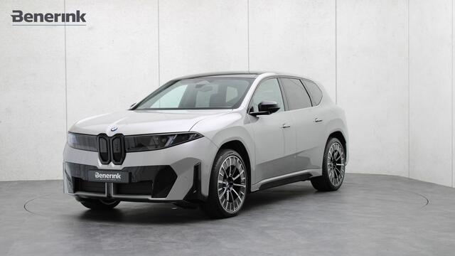 BMW X3 iX3 50 xDrive M-Sport Pro | Massage | Panoramadak | Harman/Kardon | Trekhaak | Head-up | Iconic Glow