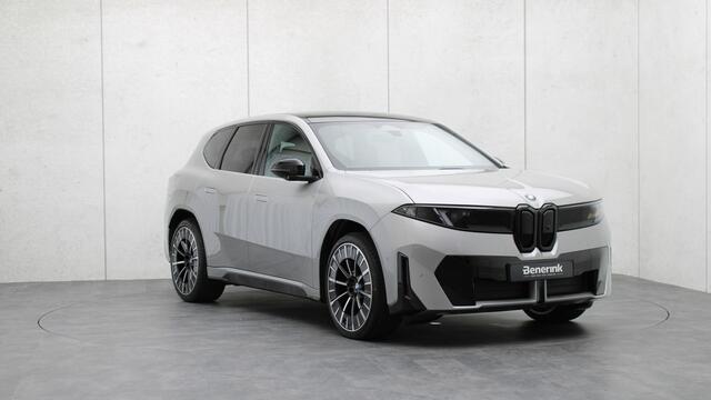 BMW X3 iX3 50 xDrive M-Sport Pro | Massage | Panoramadak | Harman/Kardon | Trekhaak | Head-up | Iconic Glow