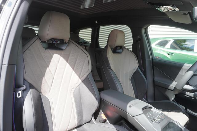 BMW X3 iX3 50 xDrive | M Sportpakket Pro | Trekhaak met elektrisch wegklapbare kogel | 22 inch LM Y-Spaak | Panoramadak met Klimaat Comfort Glas | Highway Assistant | Harman-Kardon Surround Sound System |