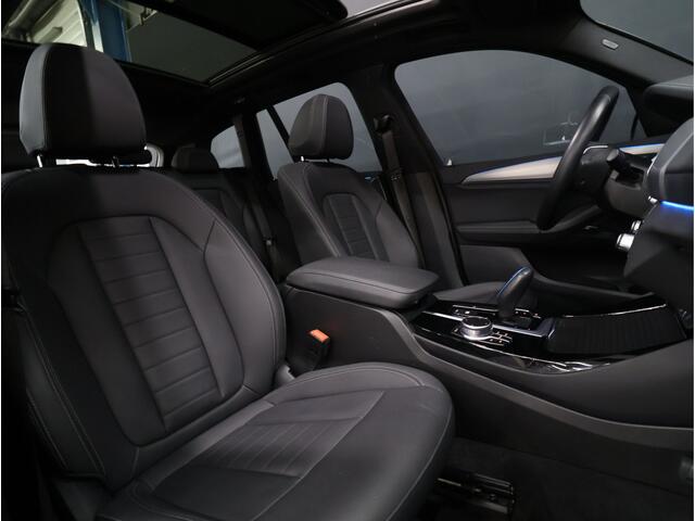 BMW X3 iX3 Executive 80 kWh [SCHUIFKANTELDAK, ADAPTIVE CRUISE, MEMORY, APPLE CARPLAY, ANDROID, CAMERA, PDC, STOELVERWARMING, TREKHAAK, DRAADLOZE OPLADER, NIEUWSTAAT]