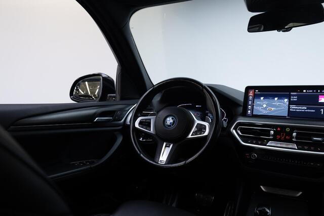 BMW X3 xDrive30e High Executive | M-Sport | HUD | 20 inch |
