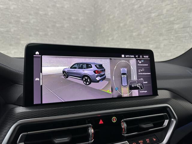 BMW X3 iX3 M-Sport 80 kWh | 99% SOH | Panorama | ACC | 360 Camera | Harman-Kardon | Leder | Memory | Sfeerverlichting | Keyless-Entry | Head-Up | 3-Zone Clima | Stuurverwarming | Carplay | LED | Rijklaar incl. Bovag garantie