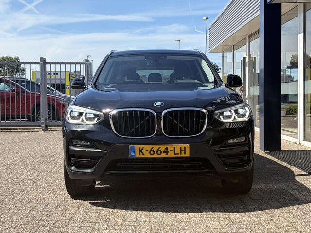 BMW X3 xDrive20i High Executive Edition / Automaat / NL-Auto / Facelift / AWD / Dealer-Onderhouden / Vol-Leder / Stoelverwarming / Cruise-Control / Draadloze-Telefoonlader / Elektr.-Achterklep / Climate-Control / LED / Keyless / Apple-Carplay & Android-Auto / DA