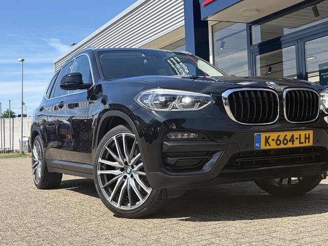 BMW X3 xDrive20i High Executive Edition / Automaat / NL-Auto / Facelift / AWD / Dealer-Onderhouden / Vol-Leder / Stoelverwarming / Cruise-Control / Draadloze-Telefoonlader / Elektr.-Achterklep / Climate-Control / LED / Keyless / Apple-Carplay & Android-Auto / DA