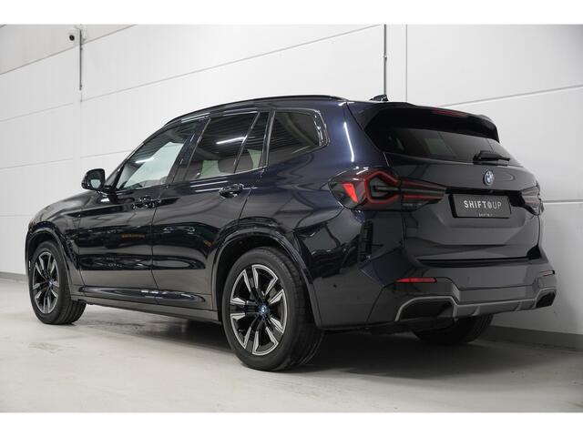 BMW X3 iX3 M-Sport | Panoramadak | Adapt. Cruise Control | Comfort Access
