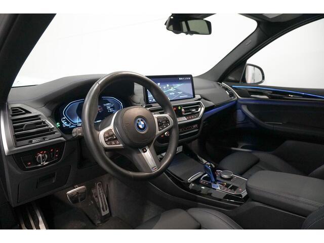 BMW X3 iX3 80 kWh M-Sport | Panoramadak | Harman Kardon