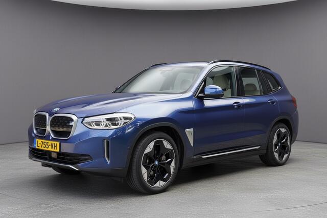 BMW X3 iX3 High Executive 80 kWh / BTW / Panoramadak / Trekhaak / Head up / Harman Kardon /