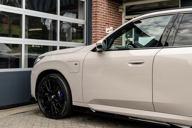 BMW X3 30e xDrive M sport | Maxton | Driving Ass. + | Trekhaak | Memory | Stuurverw. | M Sportremmen | 21' Inch |