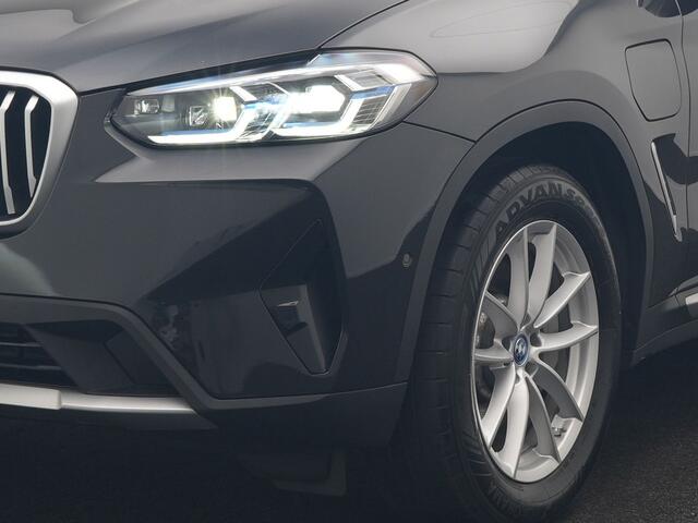 BMW X3 xDrive30e High Executive SOH 92.3% 293pk Dealer O.H | Trekhaak Af Fabriek | Panodak | Head Up | 360 Camera | Laser LED | Hifi Audio | Lederen Sportstoelen Memory & Ventilatie | Keyless | Apple Carplay | Stuur & Stoelen Verwarmd | Cruise Control | Navigati