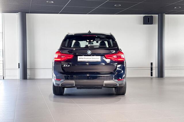 BMW X3 iX3 Executive 80 kWh | M Sport | Glazen Panoramadak | Stoelverwarming | Achteruitrijcamera |