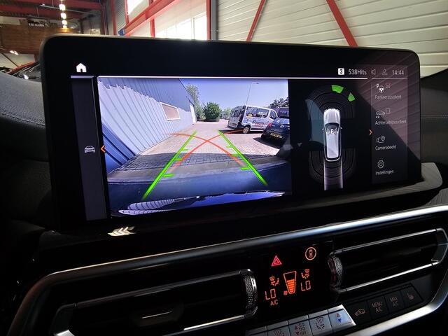 BMW X3 iX3 High Executive | M Sport | Panoramadak | LED | Memory stoelen