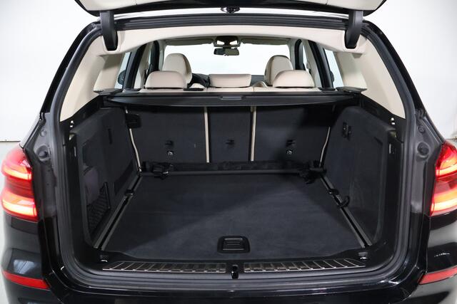 BMW X3 xDrive20i High Executive | Dealer Onderhouden | Cam | Sfeerverlichting