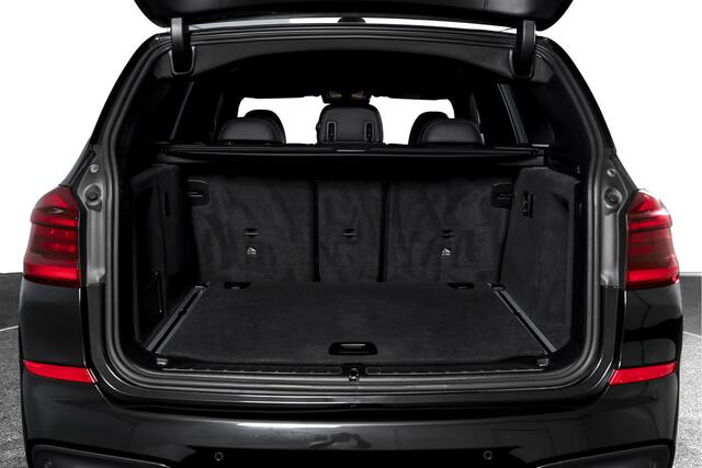 BMW X3 xDrive20i 184 PK High Executive Org. NL | M-Sport | Afn. Trekhaak | Cruise | Stoelverw. | PDC | Camera | NAV | ECC | Elek. Klep | LM 20" |