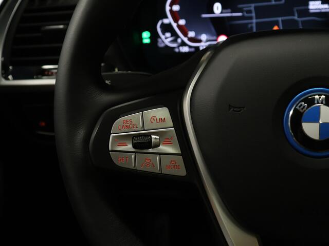 BMW X3 iX3 High Executive 80 kWh [SCHUIFKANTELDAK, APPLE CARPLAY, ANDROID, MEMORY SEATS, STOELVERWARMING, ADAPTIVE CRUISE, CAMERA, PDC V+A, ELEKTRISCHE ACHTERKLEP, LED, NAVIGATIE, NIEUWSTAAT]