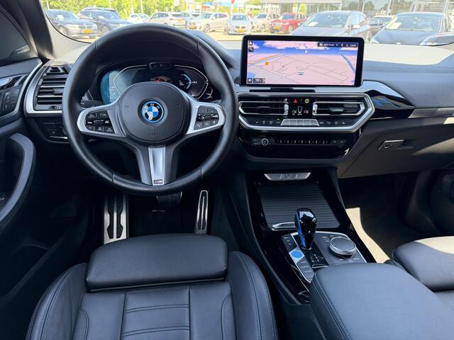 BMW X3 iX3 High Executive 80 kWh M Sport Panoramadak 20 Inch Harman-Kardon Trekhaak Leder Carplay 360 Camera Head-Up Display