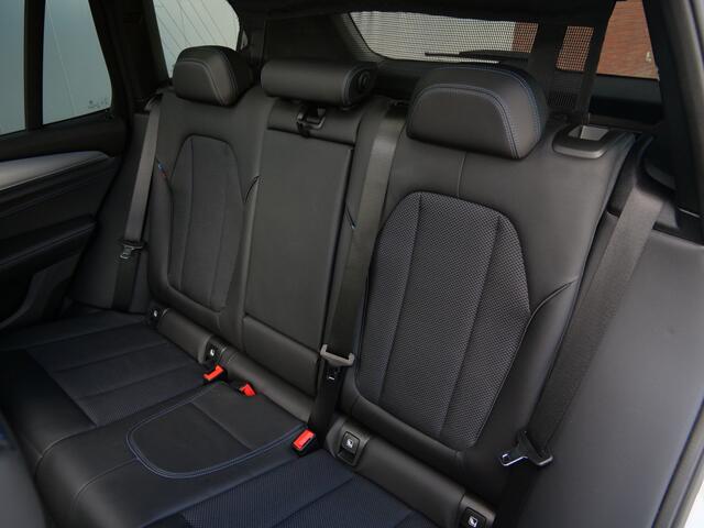 BMW X3 xDrive30e High Executive 292 Pk Automaat Navi / DAB / Apple Carplay / M-pakket / Camera
