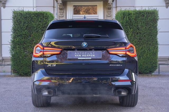 BMW X3 xDrive30e High Executive TREKHAAK | PANO | LASER | HUD | KEYLESS | LEDER DASHBOARD