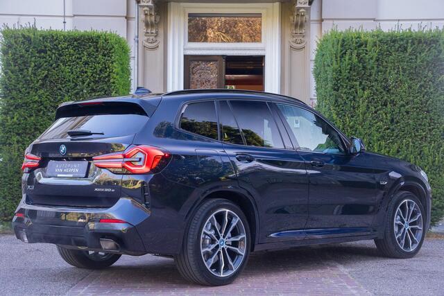 BMW X3 xDrive30e High Executive TREKHAAK | PANO | LASER | HUD | KEYLESS | LEDER DASHBOARD