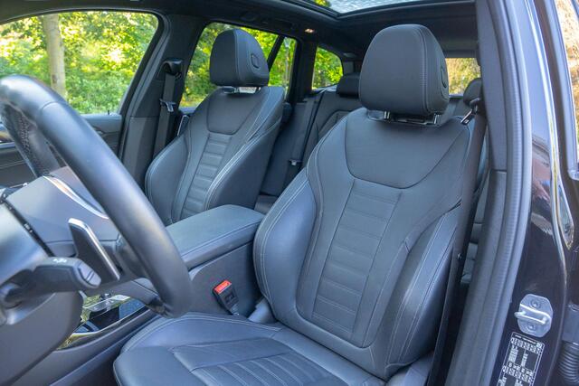 BMW X3 xDrive30e High Executive TREKHAAK | PANO | LASER | HUD | KEYLESS | LEDER DASHBOARD