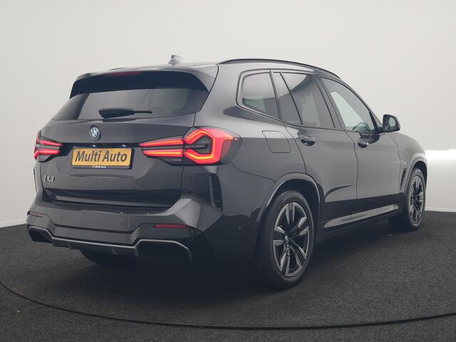 BMW X3 iX3 M Sport 80 kWh 286pk Dealer O.H. | Panodak | Adaptive Cruise | Laser LED | Camera | Lederen Sportstoelen Memory & Verwarmd | Keyless | Sfeerverlichting | Blis | Apple Carplay | Navigatie | DAB |