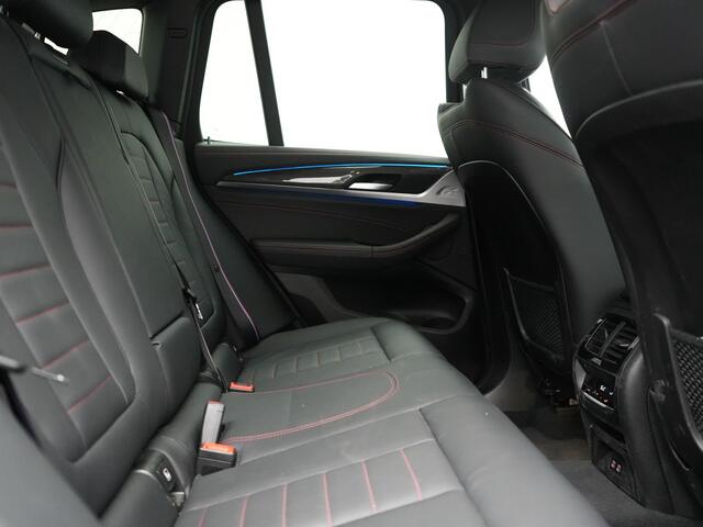 BMW X3 xDrive30e M Sport PHEV 293pk FROZEN DEEP GREY METALLIC | Head Up | Laser LED | Camera | Lederen Sportstoelen Verwarmd | Hifi Audio | Sfeerverlichting | Keyless | Blis | Apple Carplay | Navigatie | DAB | Cruise Control | 20"L.M | Plug In Hybrid |