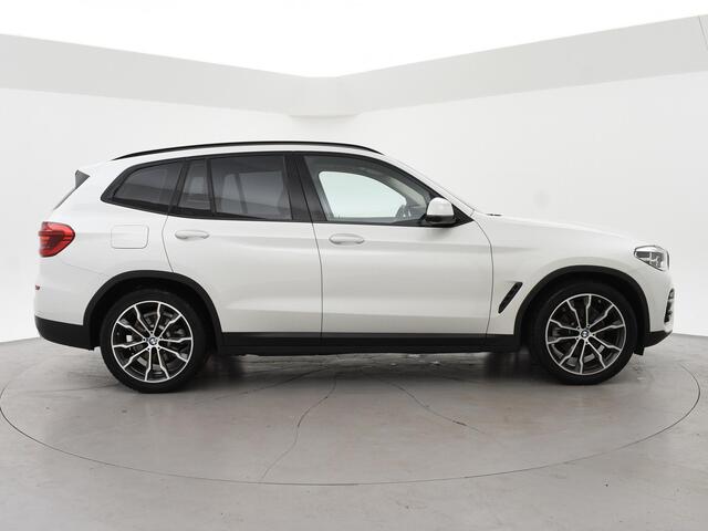 BMW X3 xDrive20i HIGH EXECUTVE M-SPORT + 20 INCH | TREKHAAK | ADAPTIVE CRUISE | DIGITALE COCKPIT