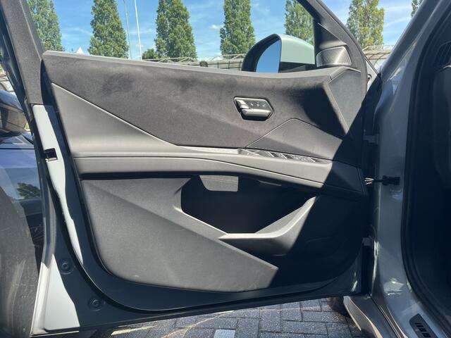BMW X3 iX3 50 xDrive | M-Sport | 22'' | Harman/Kardon | Panorama. | Iconic Glow | Head-Up | Park. Prof. | Trekhaak | Getint glas | Stuur + stoelverw.
