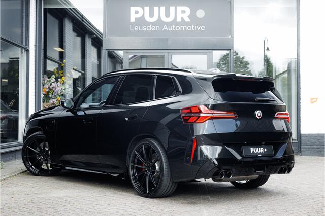 BMW X3 30e xDrive M-Competition Pano - Sportuitlaat - Trekhaak - Harman Kardon
