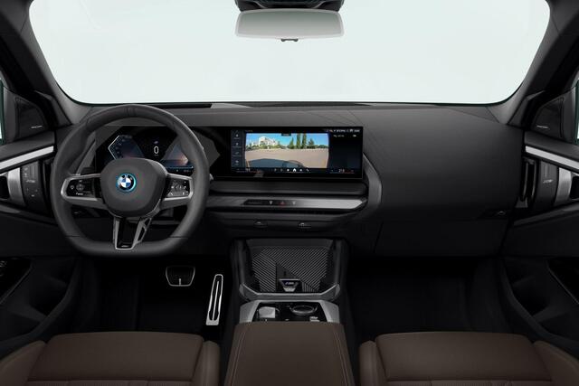 BMW X3 30e xDrive M-Sport Pro / Driving Assistant Professional / Harman Kardon / Head-Up / Parking Assistant Professional / Iconic Glow / Comfort Access / Stoelventilatie / Trekhaak Zwenkbaar