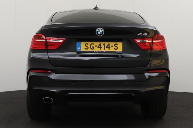 BMW X4 xDrive20i M-Sport Black-Edition Schuif-/kanteldak 20'LMV Leder